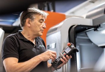 Имеют ли казахстанцы право продолжать работать после выхода на пенсию