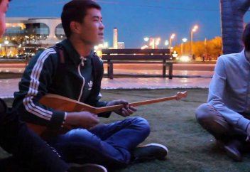 Домбыра тарту күнә емес дегенге дәлел бар ма? Домбыра харам ба?