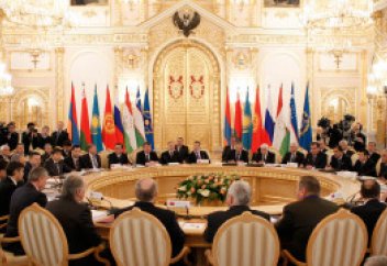 Ұрымтал тұстан түсірілгенде... (Елбасы фото-суреті)