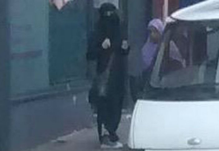 Женщины в никабах грабили прохожих… разоблачение