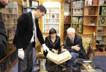 СЕНСАЦИЯ!!! В Казахстане найден редкий рукописный тафсир Корана