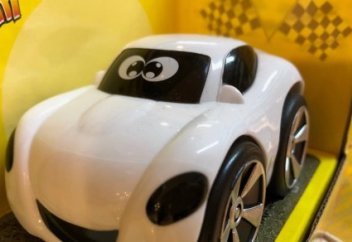 Опасные игрушки: как не купить ядовитую подделку (фото+видео)