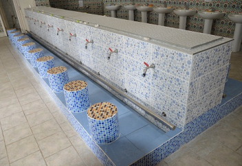 Министр: Намазxаналарда дәрет алатын жер міндетті түрде болуы қажет