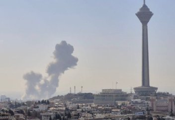 Израиль совместно с США нанес массированные удары по Ирану