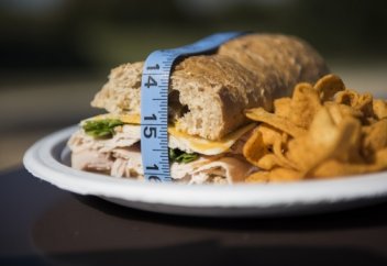 Ғалымдар семіздіктің жұғатынын дәлелдеді