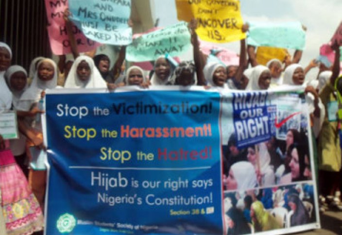 Запрет на ношение хиджаба в Лагосе