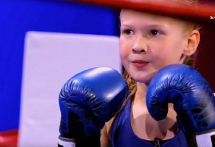Девочка-боксер из Казахстана поразила американскую публику
