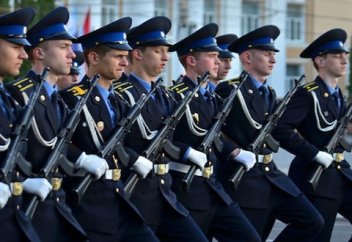 В рф курсантов бросают на фронт под видом "практики"