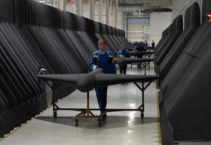 Россия наращивает производство беспилотников с привлечением подростков