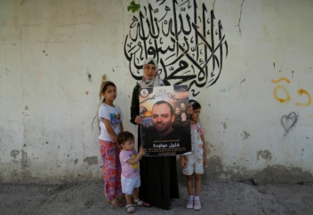 Палестинец превратился в "живого скелета", добиваясь от Израиля отмены незаконного ареста