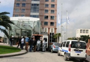 Неизвестный порошок распространили по консульствам Стамбула