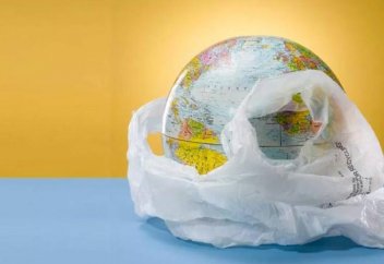 Қазақстанда полиэтилен пакеттерін сатуға кезең-кезеңімен тыйым салынады