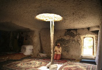 Бес мешіт табылды