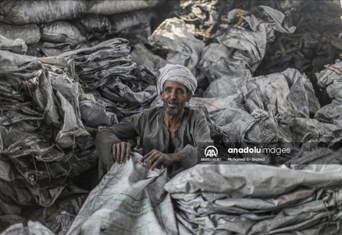 Угольщики в Египте трудятся в тяжелых условиях (фото)