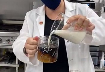 Өсімдіктен сүт алынды