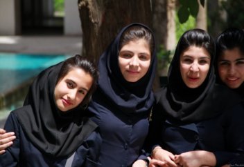 Шариғат шәлісін әдепке сай жамылмағандарға айыппұл  салынады