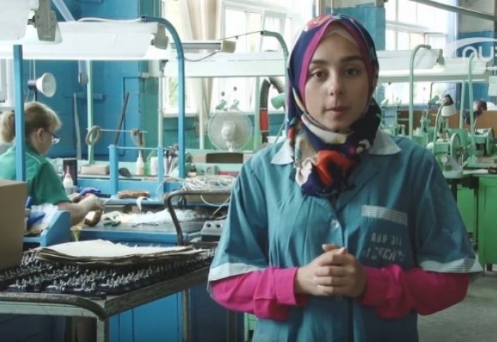 Профессия в хиджабе: НА ЗАВОДЕ (Видео)