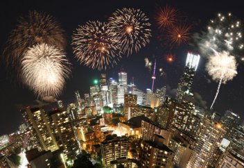 Названы самые дорогие города мира