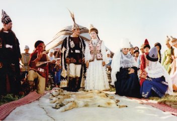 Казахские национальные костюмы