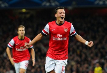 Құраннан қуат алатын – Месут ӨЗІЛ