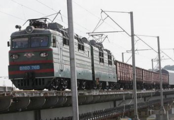 Украина подставила Казахстан из-за России ради поездов из США