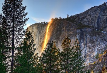 Отты сарқырама ­– табиғат таңғажайыптарының бірі (фото)