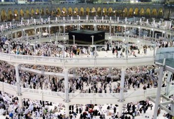 Қағбаны айналатындарға арналған матаф бұзылатын болды