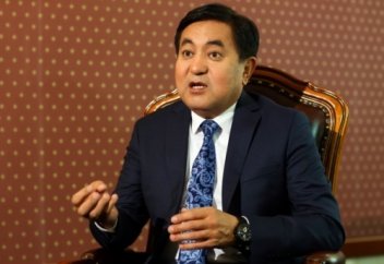 Рашид Жақсылықов, кәсіпкер: Отандық кәсіпкерлерді дағдарыс емес, даңғазалық құртады