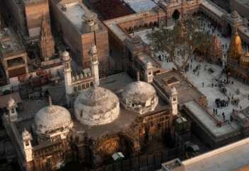 Үнді радикалдары тағы бір тарихи мешітті «заңмен қудалауға» көшті