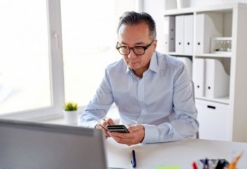 За какие комментарии и репосты можно попасть под суд в Казахстане. За какие селфи казахстанцы могут попасть в тюрьму