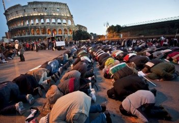 «Исламның мықтылығынан емес, христиандықтың әлсіздігінен қорқуымыз керек»