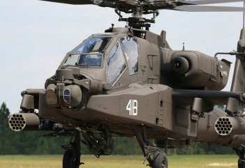 На что способен лучший боевой вертолет в мире: высший пилотаж (видео)