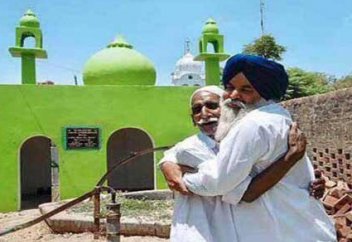 Индуисты поддержали мусульман