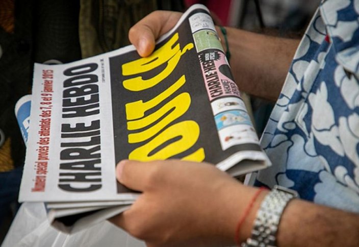 Шарли Эбдо опубликовал карикатуры на Пророка ﷺ! (Видео)