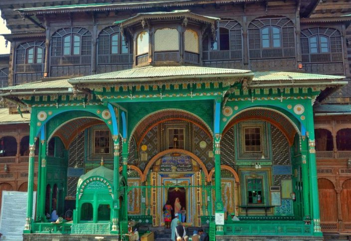 Ханака-е-Моула – старейшая мечеть Кашмира