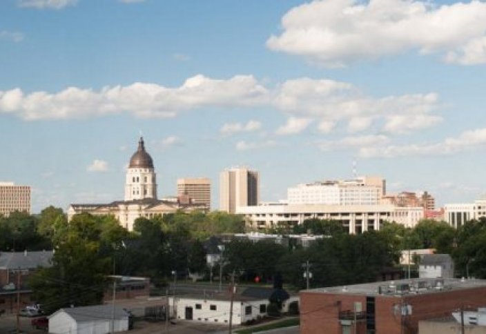 Город в США заплатит 15 тысяч долларов переехавшим туда. Страны, готовые платить вам за переезд