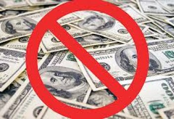 Государство в Южной Америке объявило об отказе от доллара