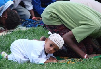 7 способов, чтобы не отвлекаться на намазе