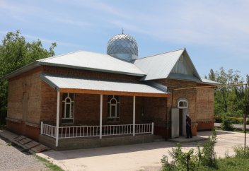 Мешіттің қажеттіліктеріне зекет ақшасын жұмсауға бола ма?