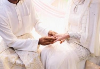 Мұсылманша неке қидыру ресми сипат алады