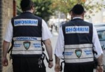 Мусульмане Лондона под охраной…иудеев!