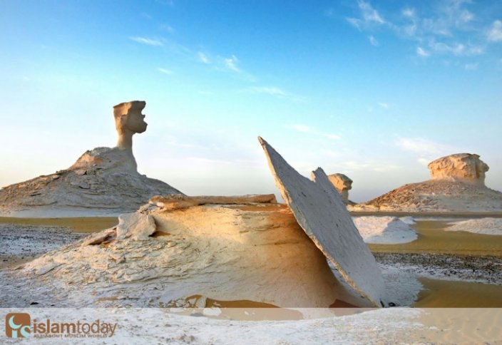 Белая пустыня: как выглядит уснувший океан в Египте? (Фото)