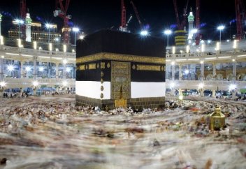 На территории Запретной мечети установили более 2 тысяч видеокамер