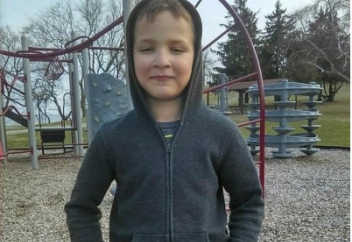 Разное: В США ребенка заживо похоронили за незнание Библии