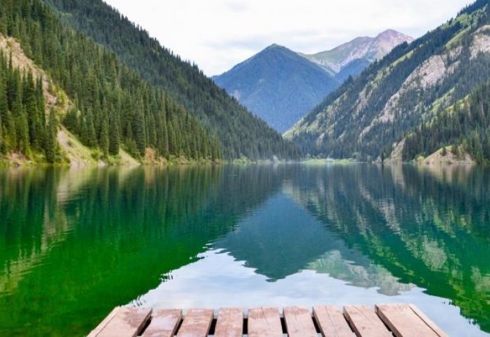 Казахстан намерен привлечь 1,4 млн иностранных туристов в 2023 году - министр