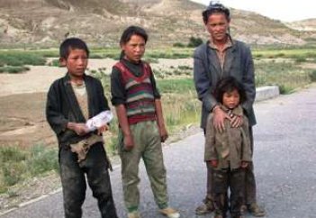 КАК ПОБОРОТЬ БЕДНОСТЬ В КАЗАХСТАНЕ