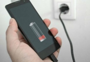 Батареи на телефонах оказались хранителями важных данных и мишенью для хакеров