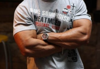 Тело выражает эмоции лучше, чем лицо