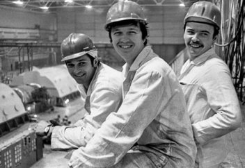 Ажалға аттанған үш маман (фото)