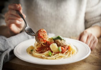 5 способов перестать «заедать» стресс